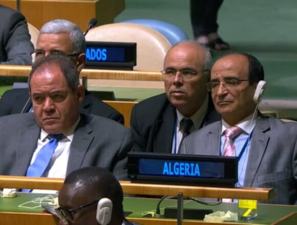#Argelia ?? deja claro que su participación en las negaciones entre el F. #Polisario y #Marruecos solo responde a su rol como país vecino y observador en el proceso liderado por la @ONU_es  para la descolonización del #SaharaOccidental ??