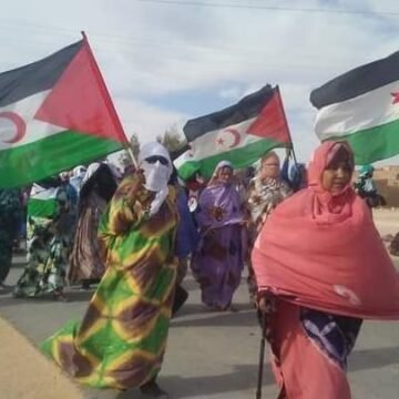 Las mujeres saharauis se manifiestan en los campamentos en solidaridad con Sultana Jaya y todas las mujeres saharauis en los TT.OO. del Sáhara Occidental