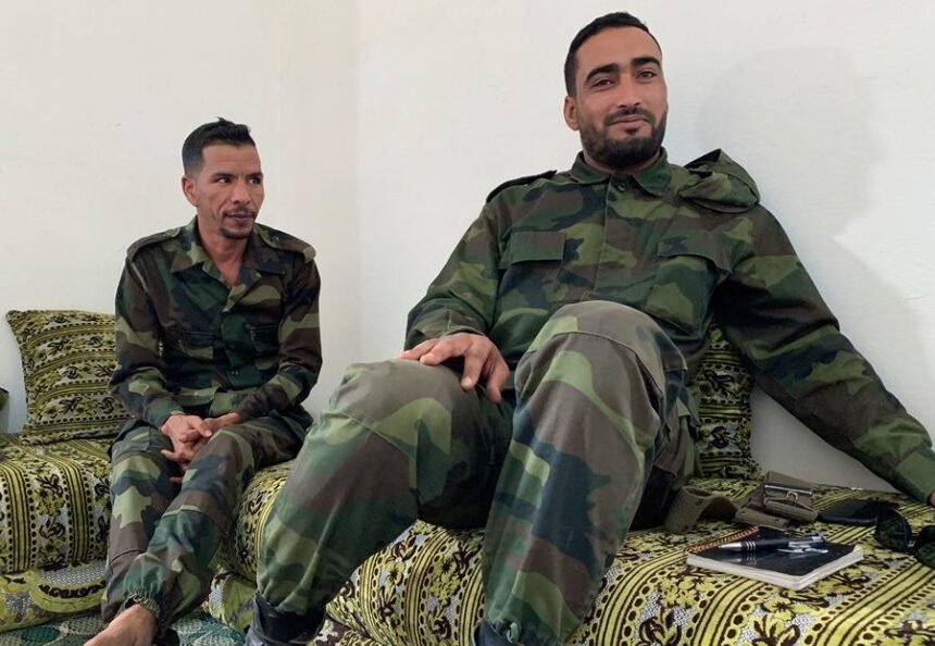 Una nueva generación de saharauis engrosa las filas en la lucha armada