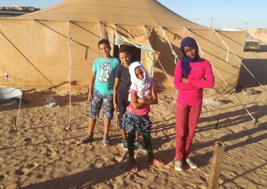 IMG_20191017_180356-kZ0G-U90488157913LGI-984x608@El20Norte Nostalgia de la playa, la piscina de Valladolid, los columpios… y el Mercadona en el Sahara | El Norte de Castilla