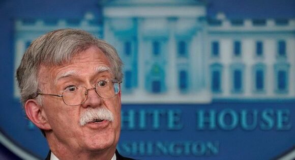 El asesor de Seguridad Nacional de Trump expresa su «frustración» por el estancamiento del Sáhara Occidental