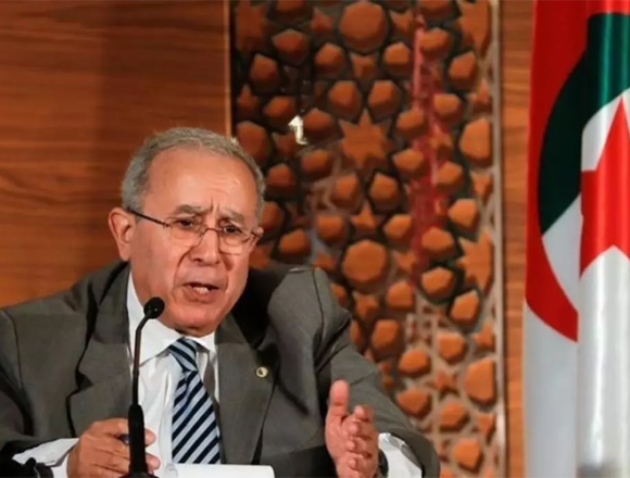 Tras dos días de silencio marroquí, Argelia llama inmediatamente a su embajador en Argel y no descartar romper relaciones