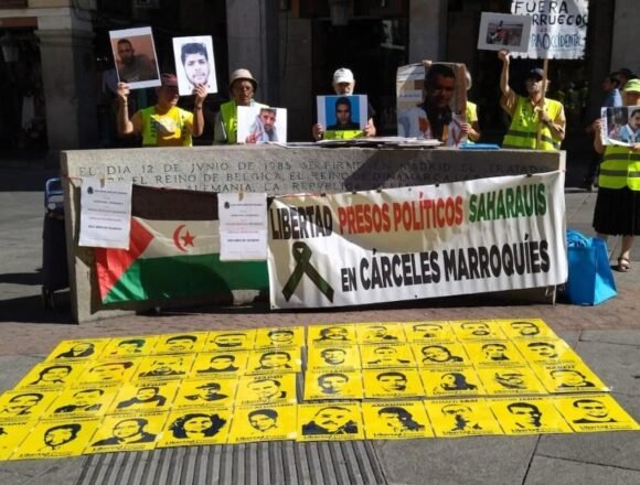 Movimiento por los presos políticos saharauis, movilizarse desde la impotencia – Cristina Martínez Benítez de Lugo en Aquí Madrid