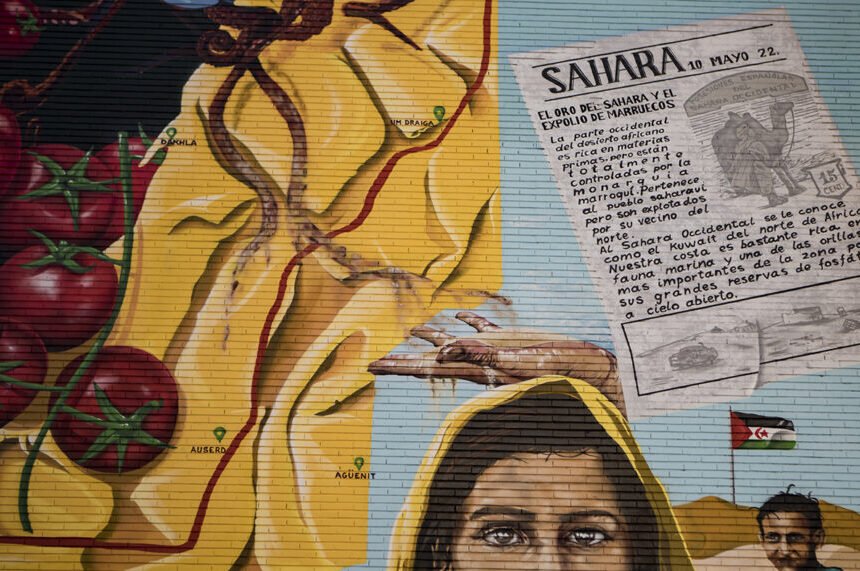 Un nuevo mural en Zaramaga recuerda el expolio del Sahara – Gasteiz Hoy