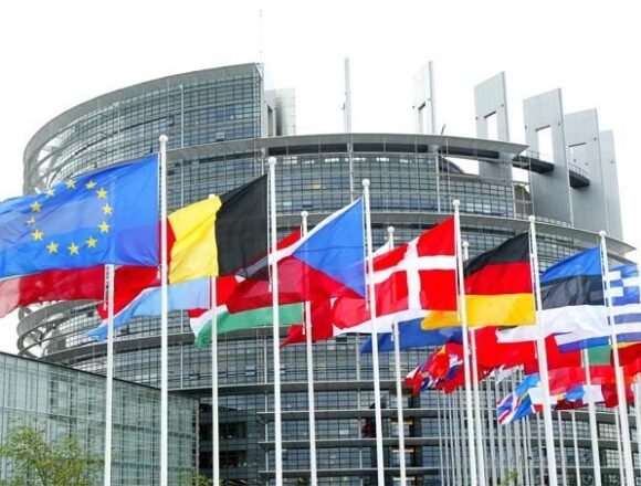 El parlament europeu decidirà a inicis d’any si aprova l’Acord de Pesca UE-Marroc – SaharaDempeus