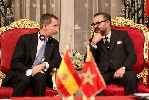 Pleitesia-Felipe-VI-y-Marruecos Marruecos, entre la palmadita o el disparo por la espalda – Diario16