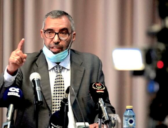 «Le pido a Feijóo que revierta este cambio de posición en el Sáhara y siga el ejemplo de Aznar que Rajoy no supo continuar»