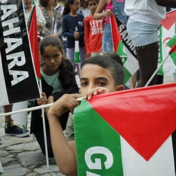 La Voz de Galicia – La policía marroquí expulsa del Sáhara Occidental a una gallega