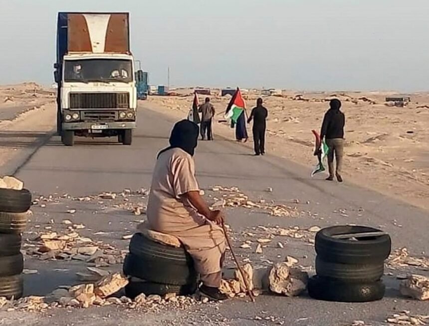 El bloqueo del Frente Polisario en la frontera sur del Sáhara Occidental afecta a ocho barcos españoles | España | EL PAÍS