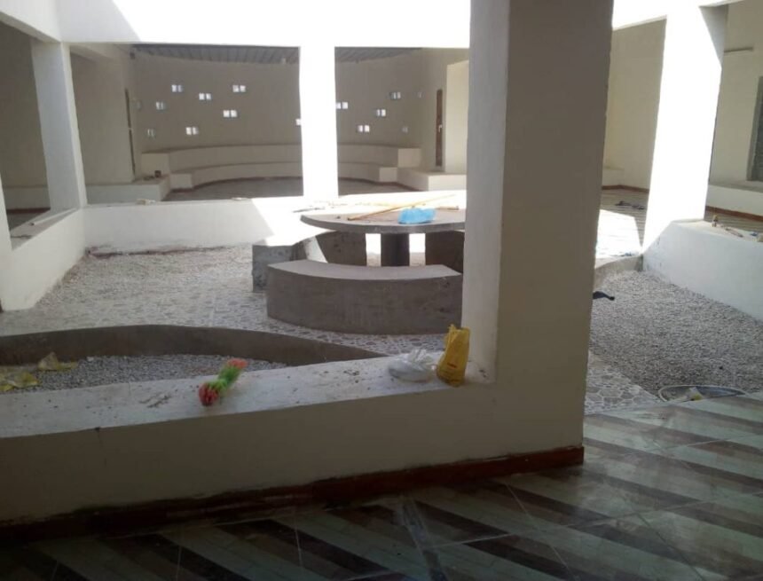 Bubisher LO IMPOSIBLE Y LO NECESARIO