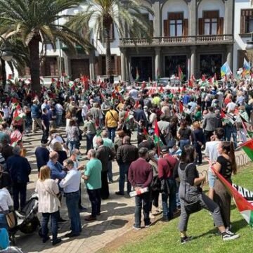 Canarias levanta la voz para reclamar el referéndum del Sahara | Canarias7