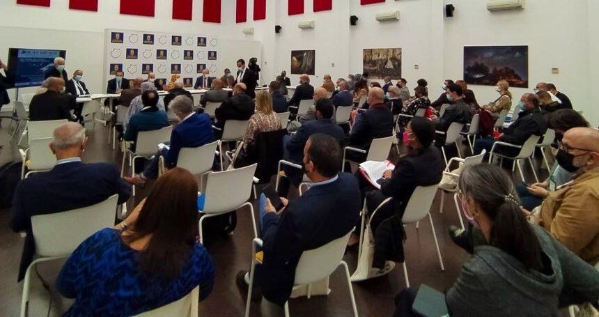 El encuentro interparlamentario en la EUCOCO ratifica el compromiso internacional con la causa saharaui | Sahara Press Service