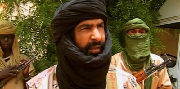 al-sahraui-cuando-era-portavoz-del-muyao-en-un-video-emitido-por-al-jazeera Quién es Lehbib Uld Abdi Uld Said Uld Bachir, terrorista yihadista en el Sahel