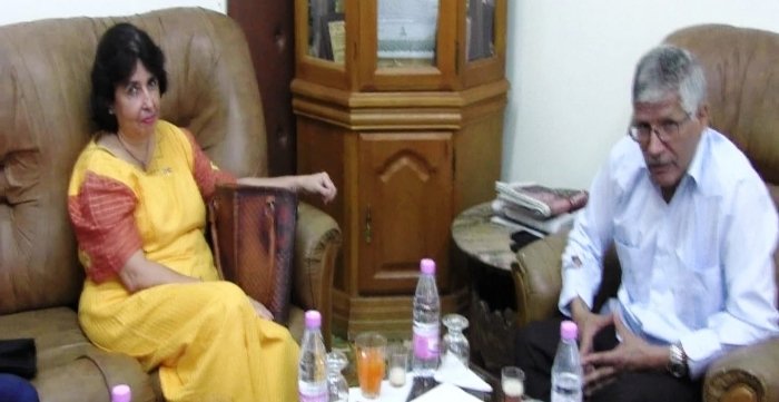 Ambassador Saharawi, Abdelkader Taleb Omar, receives ambassador of Cuba