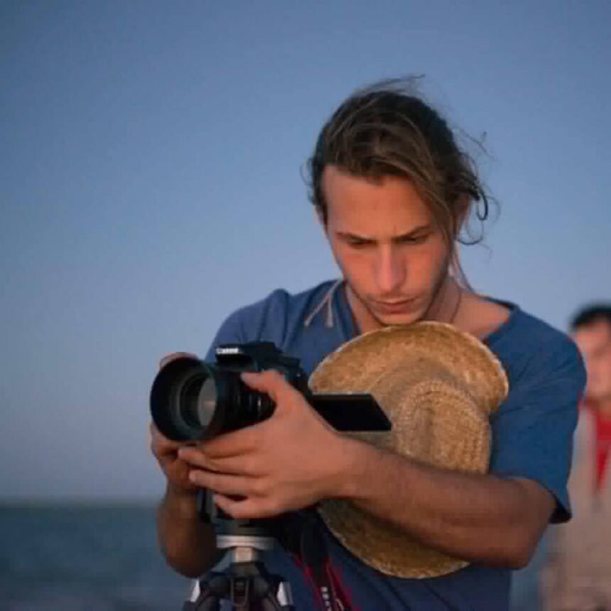 Tres estudiantes de Periodismo de la UCLM documentarán en el Sahara las prácticas de alumnos de Magisterio de Ciudad Real – – entomelloso