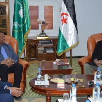 El Presidente de la República recibe al representante del Alto Comisionado de las Naciones Unidas para los Refugiados en Argelia | Sahara Press Service
