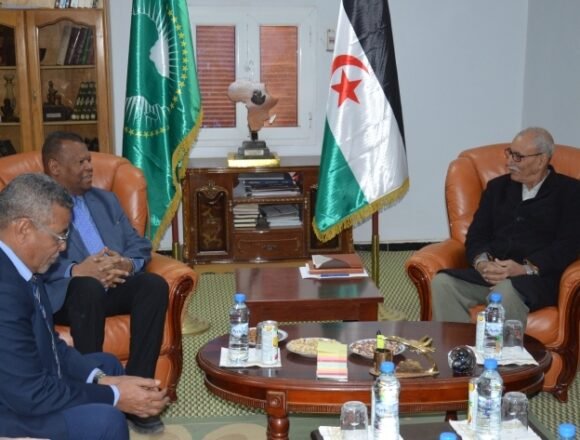 El Presidente de la República recibe al representante del Alto Comisionado de las Naciones Unidas para los Refugiados en Argelia | Sahara Press Service