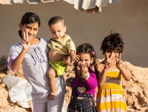 VACACIONES EN PAZ 2023 – PUBLICADAS en el BOE las instrucciones por las que se determina el procedimiento para autorizar la residencia temporal de menores y la estancia de los monitores, de origen saharaui, en España en el marco del programa «Vacaciones en Paz 2023»