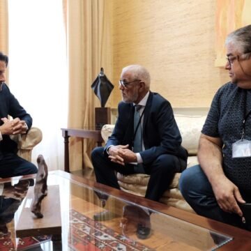 Presidente del Parlamento de Canarias recibe al delegado del Frente Polisario | Sahara Press Service