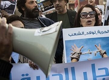 Marruecos y el Sáhara Occidental (ocupado): Periodistas y manifestantes pacíficos en peligro de contraer coronavirus bajo custodia deben quedar en libertad