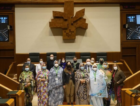 Amplia delegación saharaui se reúne con la presidenta del Parlamento Vasco y el Integrupo por el Sahara Occidental | Sahara Press Service