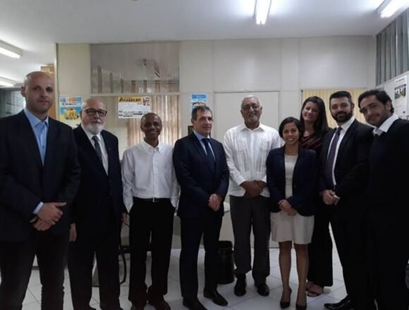 Brasil: el representante del POLISARIO  sostiene una reunión con  juristas y conocidos defensores y observadores de los derechos humanos — Sahara Press Service