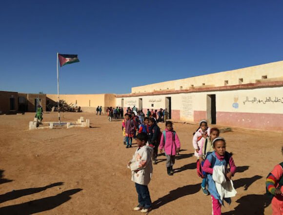 El Instituto Cervantes estudia abrir un aula en los campamentos saharauis de Tinduf | Periodistas en Español