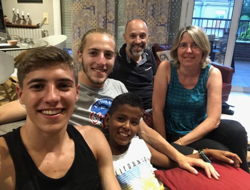 familia201 Vacances en pau. Solidaritat amb el Sàhara i convivència en família | Fons Català de Cooperació al Desenvolupament