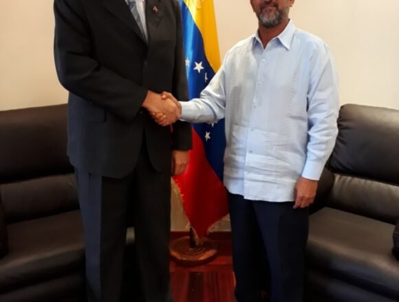 foto_recibimiento Viceministro para África del Ministerio del Poder Popular para las Relaciones Exteriores (MPPRE) de Venezuela reitera la solidaridad y el apoyo irrestricto de su gobierno a la lucha del pueblo saharaui por su libertad | Sahara Press Service