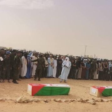Funeral en Smara: el pueblo saharaui despide al Comandante de la VI Región Militar y los cuatro mártires caídos en combate | Sahara Press Service