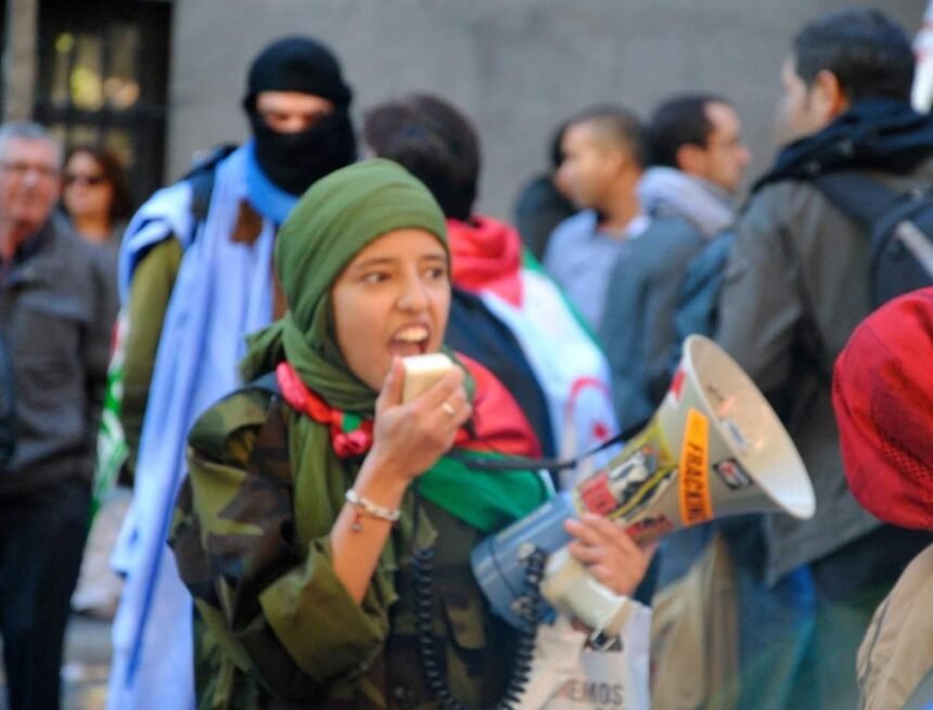 OPINIÓN de Benda Lehbib | No me mires. ¡Escúchame! — El rincón de la mujer saharaui