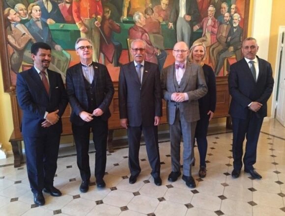 img-20190404-wa0003 Islandia: El Presidente de la República visita la sede del Parlamento islandés y se reúne con miembros del Movimiento solidario — Sahara Press Service