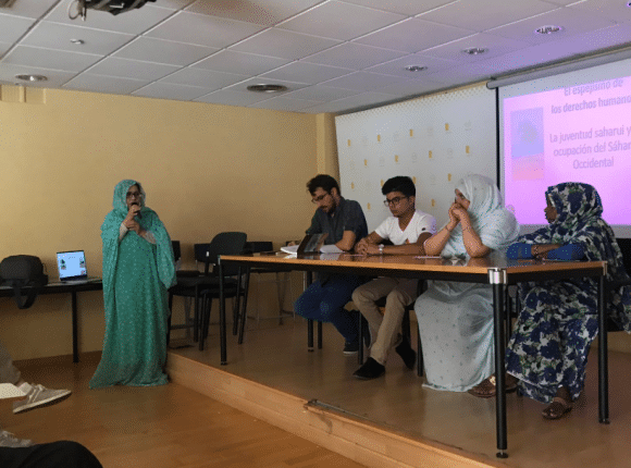 Amplia repercusión de la presentación del informe «El espejismo de los derechos humanos. La juventud saharaui y la ocupación del Sahara Occidental», realizado por la ONG vasca #Mundubat