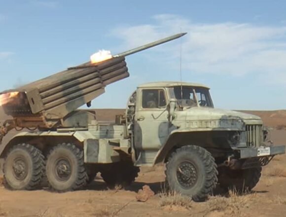 jir_2 El Ejército Saharaui bombardea las bases y posiciones del enemigo a lo largo del muro de la Vergüenza | Sahara Press Service