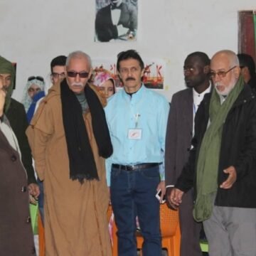 luali El Presidente de la República supervisa la graduación de una nueva promoción de cuadros políticos en la Escuela Nacional de cuadros saharauis Mártir El-Wali | Sahara Press Service