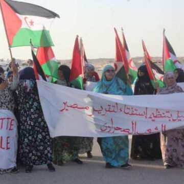 El Guerguerat: Las fuerzas de ocupación marroquíes han comenzado a equipar a sus efectivos con ropa de civil, a la vista de los observadores de la misión de la MINURSO, para atacar a los civiles saharauis