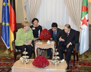 Merkel expresa su satisfacción por los pasos positivos dados por Horst Koehler para resolver el problema del Sahara Occidental. PoemarioSaharaLibre
