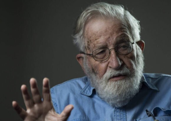 Noam Chomsky denuncia que las declaraciones de Trump son “prácticas vergonzosas que han deshonrado la historia occidental” | Sahara Press Service