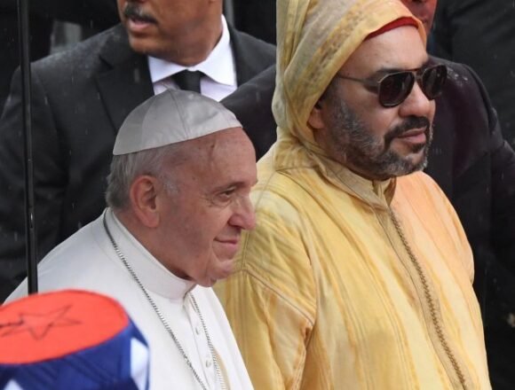 Critican que el Papa no denunciara el muro del Sahara
