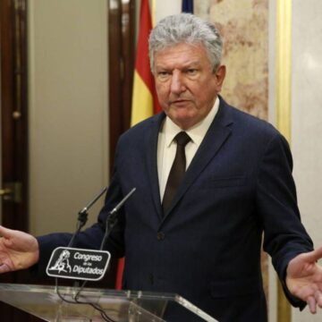 El diputado Pedro Quevedo denuncia la débil respuesta del Gobierno a las acciones de Marruecos para anexionarse aguas canarias | Contramutis