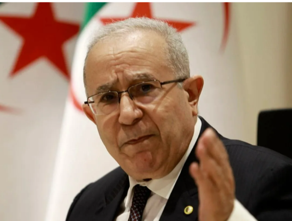 Argelia califica de «terrorismo de estado» el ataque marroquí contra civiles en la frontera entre Mauritania y el Sáhara Occidental