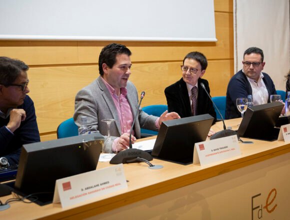 recepcion_alumnos_magisterio_sahara_CM_20-949x712 Un centenar de universitarios de Educación llevarán al Sáhara mochilas cargadas de ‘ilusión, pedagogía y material escolar’ – Lanza Digital – Lanza Digital