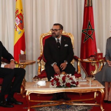 Marruecos no se contenta con 20 Volkswagen Touareg de 259 CV, 130 todoterrenos con rejilla y 18 camiones militares para el transporte de tropas (valorados en más de 11 millones de euros) y pide más para normalizar relaciones