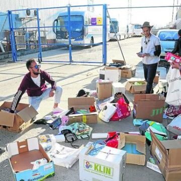 Jóvenes saharauis impulsan una campaña para «llevar la ilusión» a los niños refugiados | El Norte de Castilla