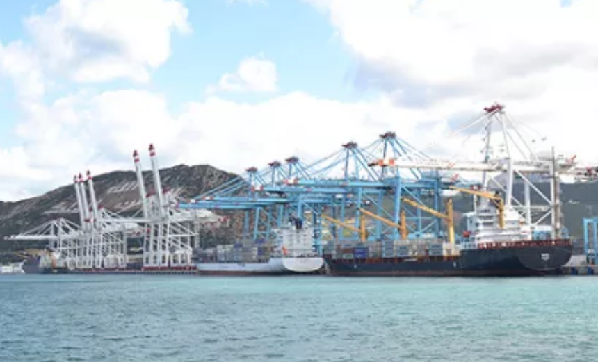 tyhytghy Marruecos cierra el puerto de El Aaiún ocupado para evitar la propagación de COVID-19