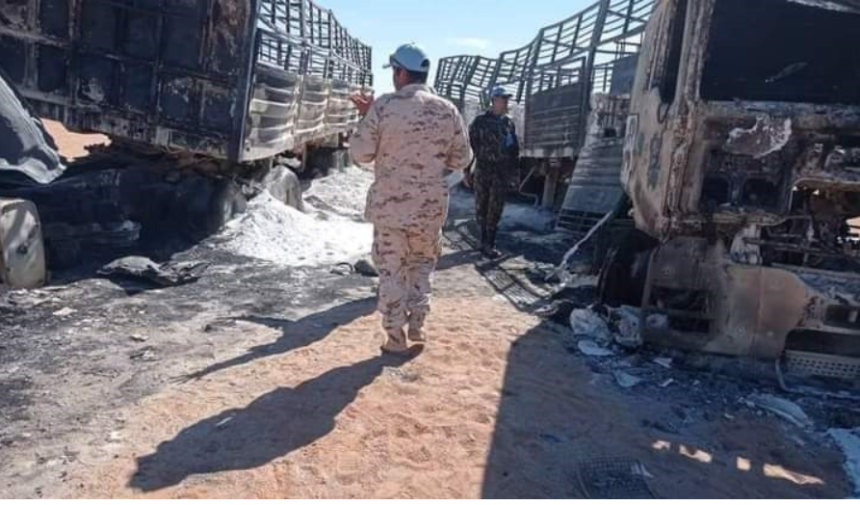 Fuerzas militares de la MINURSO visitan el convoy mercante argelino bombardeado por Marruecos que dejó 3 civiles muertos