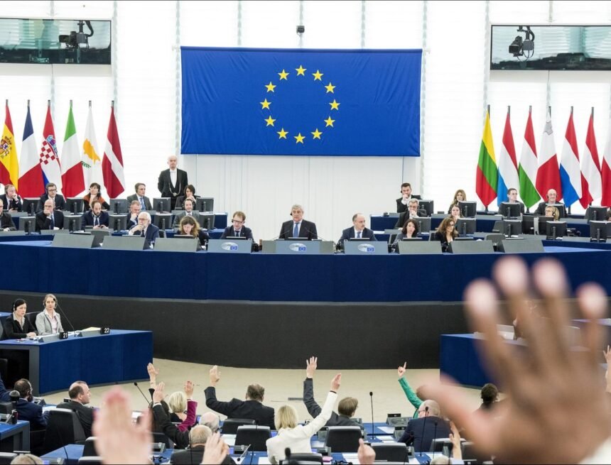 Jeanine Añez, autoproclamada presidenta de Bolivia tras el golpe contra Morales, finalista del Premio Sájarov | Público