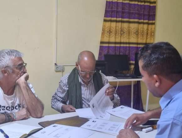 2023-11-24-saharauis02 La asociación de solidaridad con el pueblo saharaui presenta al alcalde la memoria del trabajo desarrollado con los refugiados – El Periódico de Ubrique