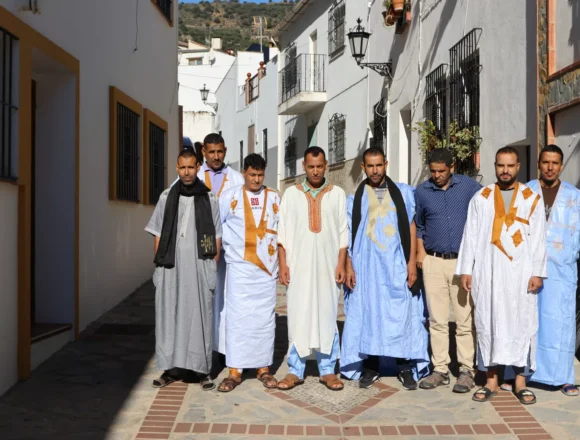 La Diputación de Málaga apoya el proyecto «Hijos de las nubes» para llevar a Benarrabá a jóvenes saharauis que se dediquen al pastoreo 