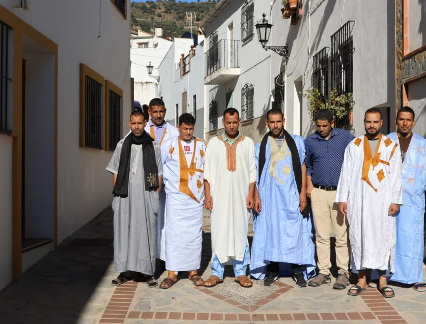 La Diputación de Málaga apoya el proyecto «Hijos de las nubes» para llevar a Benarrabá a jóvenes saharauis que se dediquen al pastoreo 